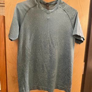 Metal Vent Tech Short-Sleeve Shirt